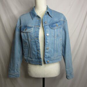 Old Navy Denim Trucker Jacket Cropped Blue Denim Light Pockets Size Small Women